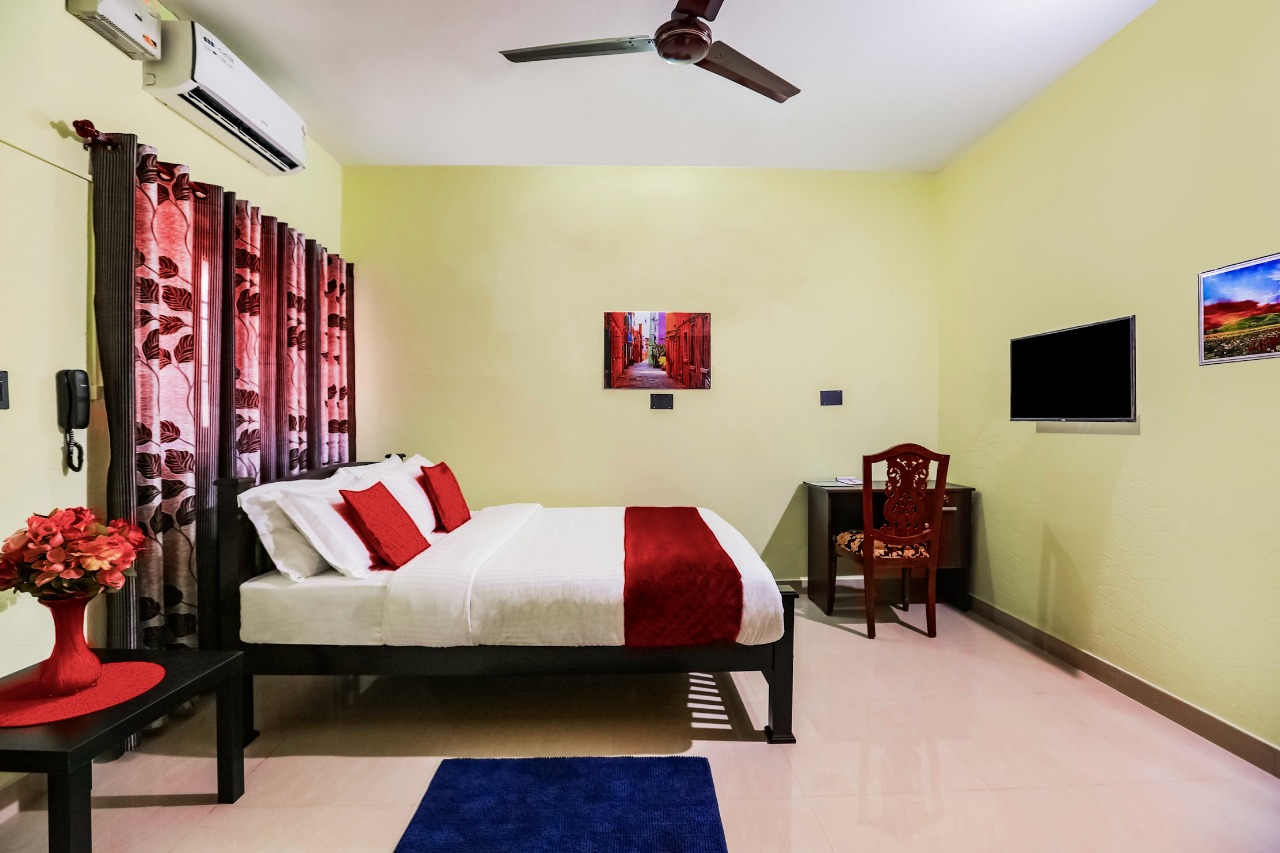 Urban Rose Room